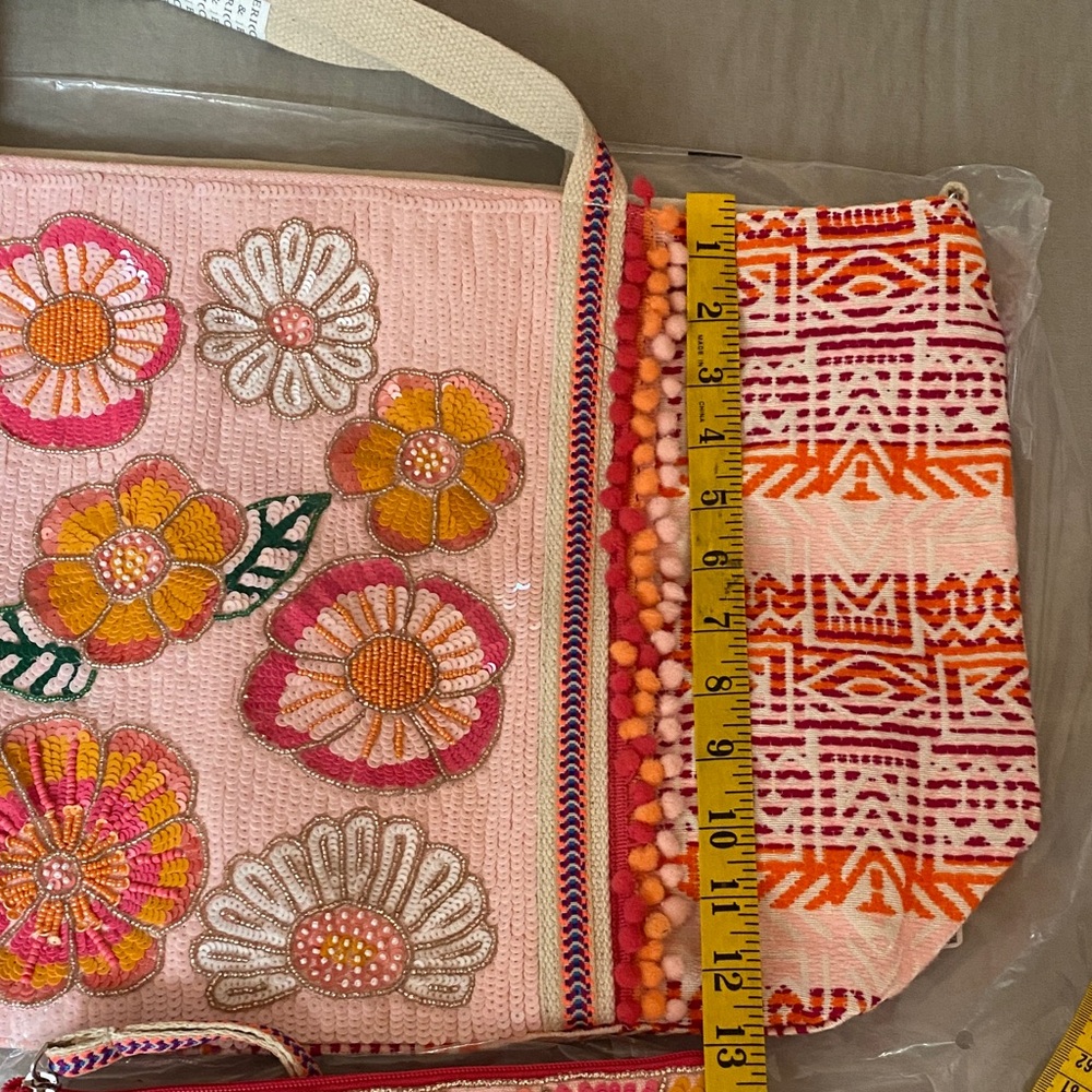 America $ Beyond Vibrant Floral Embroidered Tote Bag and pouches (3) - Picture 11 of 15